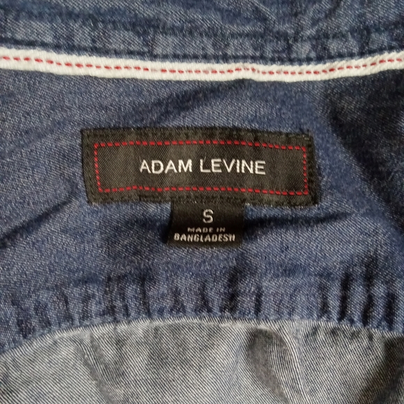 Adam Levine Collection denim buttom down shirt size Small - Picture 8 of 9
